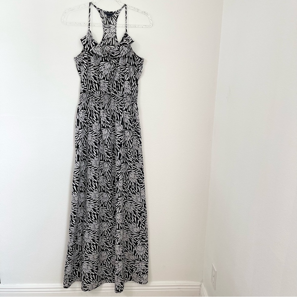 Banana Republic Black And White Floral Maxi Sleeveless Dress Size 6